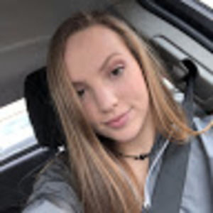 Meet your Posher, Alyssa